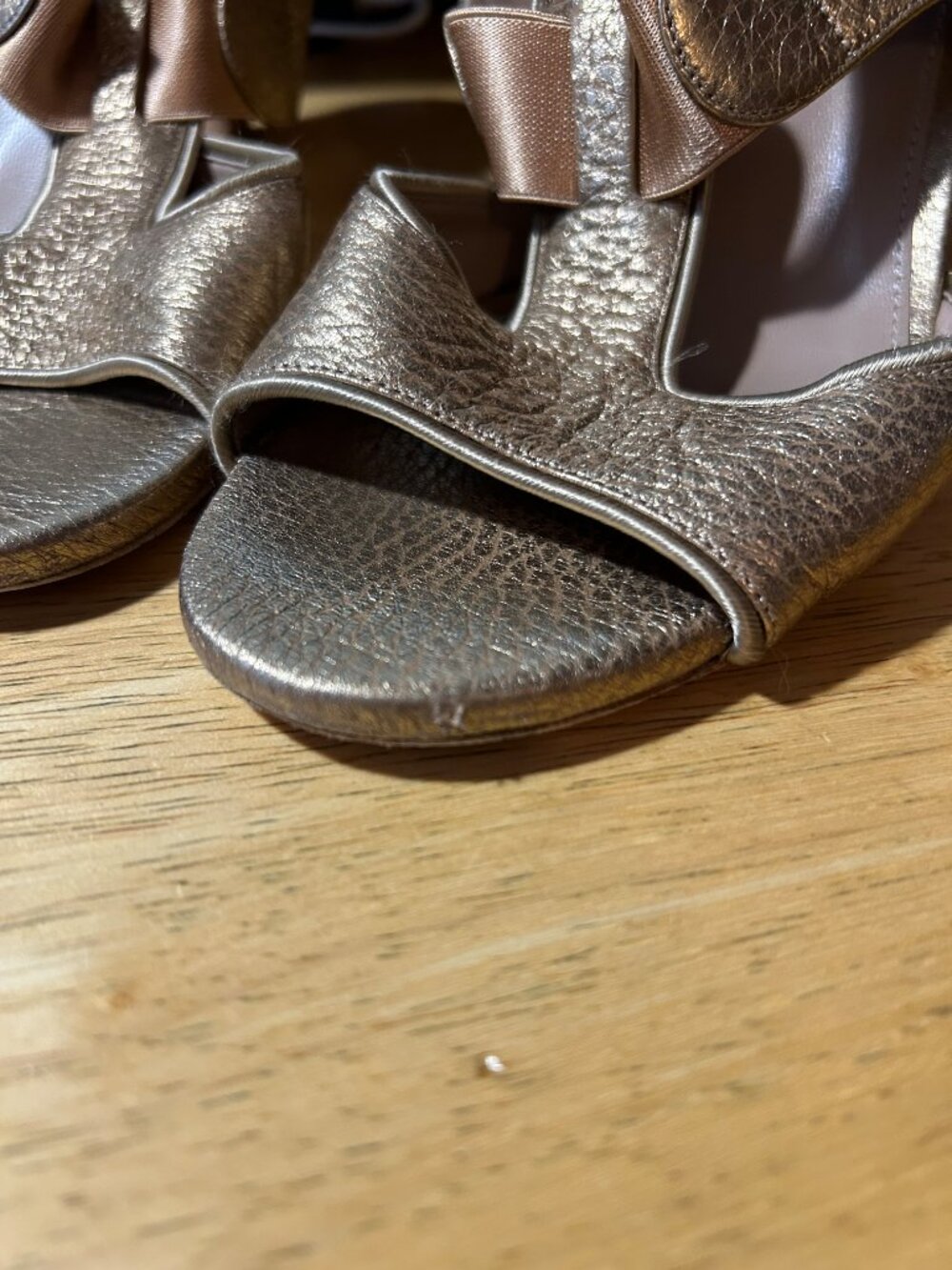 Womens Chloe Gold Metallic Leather Slingback Block Heel Sandals 38 US/7.5 - Picture 13 of 15